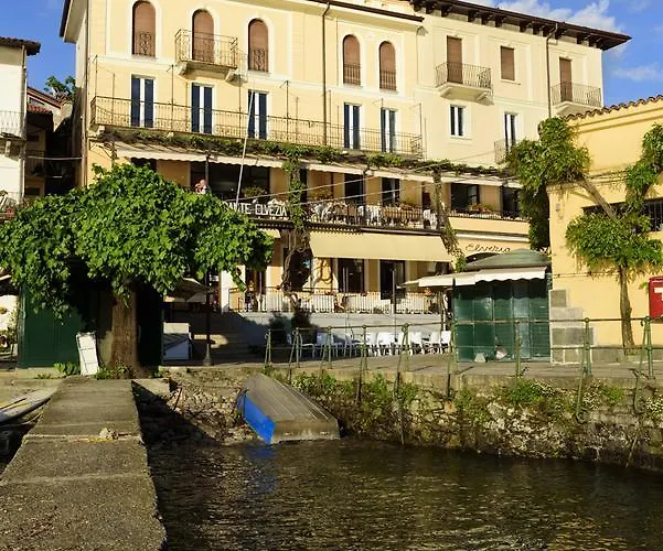 מלון Boutique Elvezia סטרסה